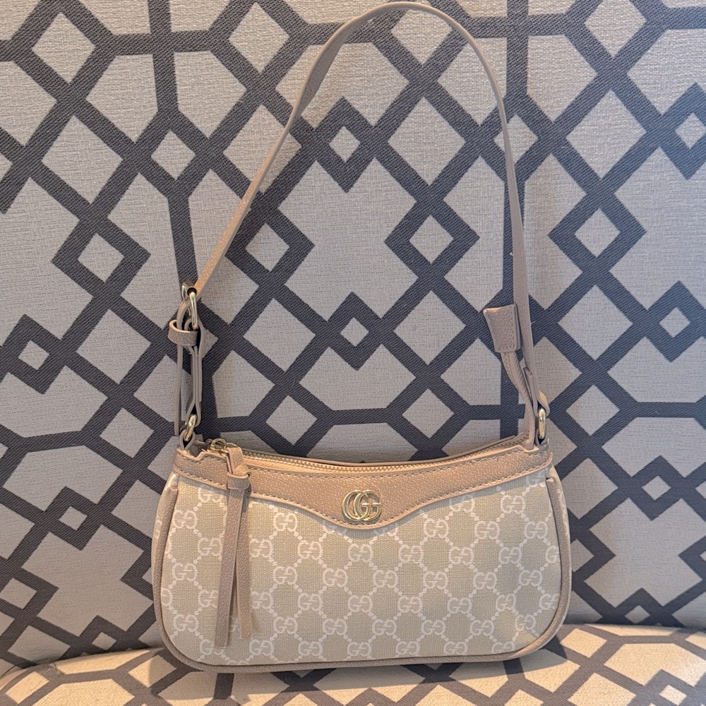 Gucci Ophidia Shoulder Bag